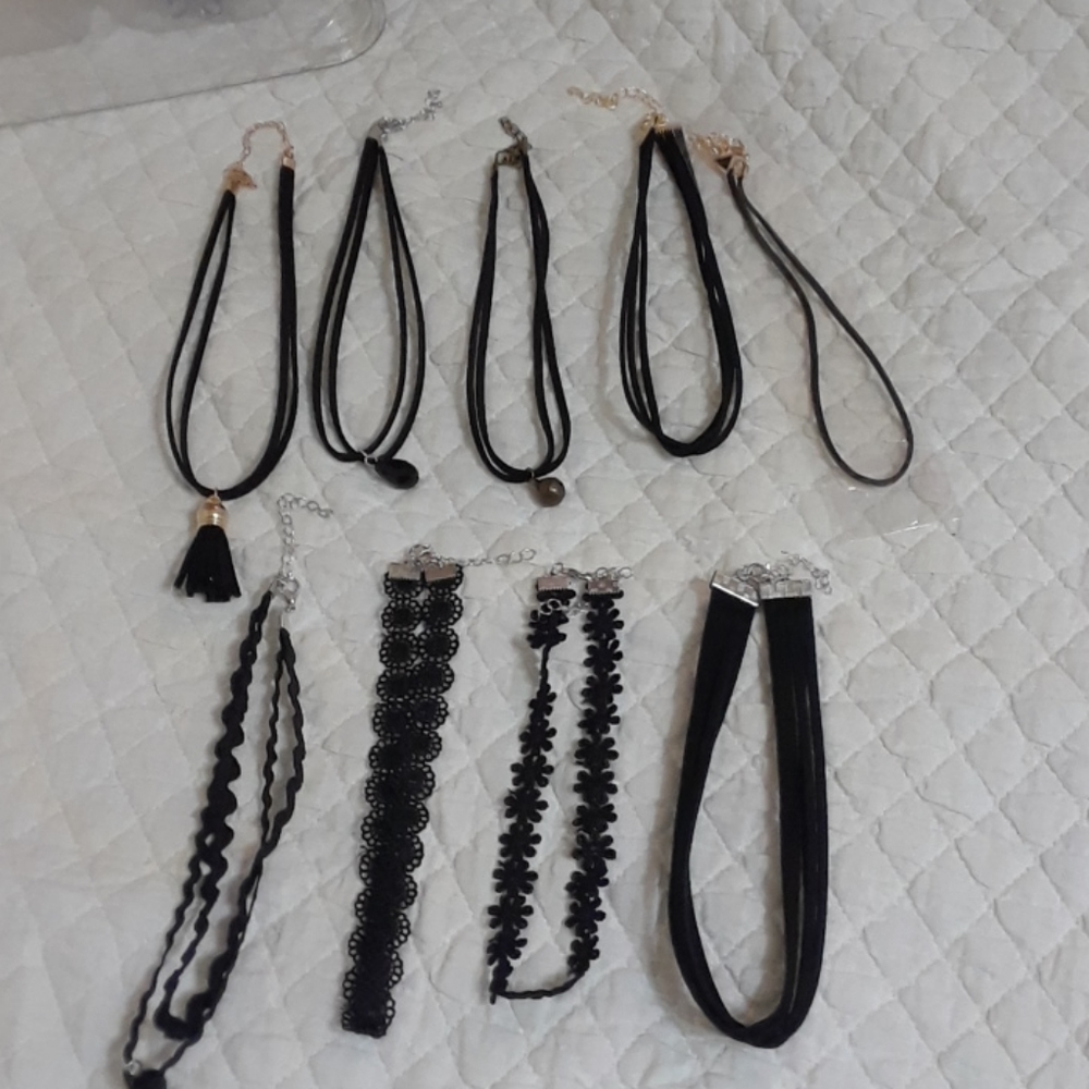 Pretty Simple Black Fashion Choker Necklace